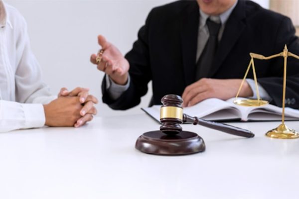 Giá thuê luật sư tư vấn đất đai